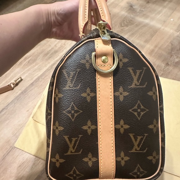 Louis Vuitton Speedy 25 - Picture 10 of 12